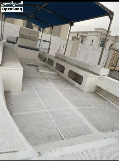 طراد 33 قدم نظيف جدا 3