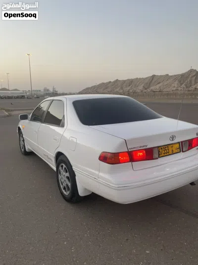 Toyota Camry GL 2