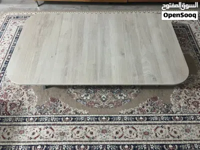 رفين مع سبينسر وفلتر معلق و طاوله مع زينه ديكو 2