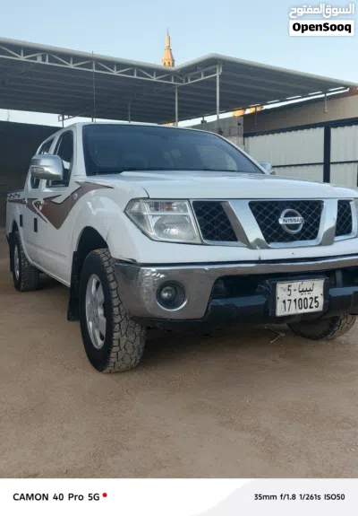 Nissan Navara SE 2