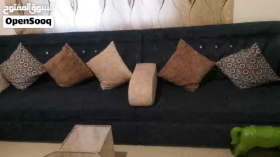 كورنر مع سجادة وطاولة 3
