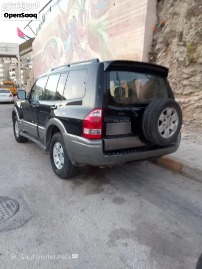 ميتسوبيشي باجيرو GLS Plus 4