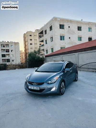 هيونداي افانتي Limited 2