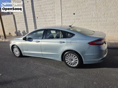 Ford Fusion SE 4