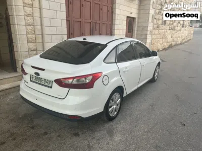 فورد فوكس Standard 3
