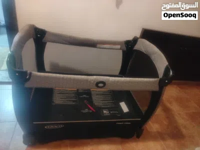 تخت أطفال Graco 2