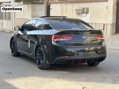Kia Forte GT 4
