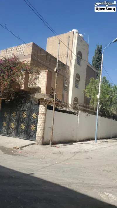 فرصة ملكية نادرة وعرض مغري لأول مرة في قلب العاصمة للبيع فخامة تجمع بين الموقع الاستراتيجي والت 3