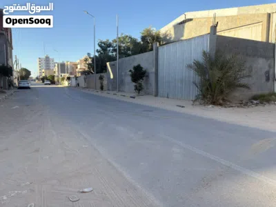 هنقر بني حديث للأيجار 3