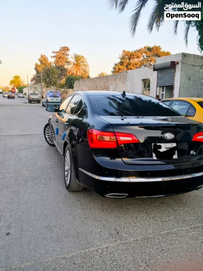 Kia Cadenza Limited 4