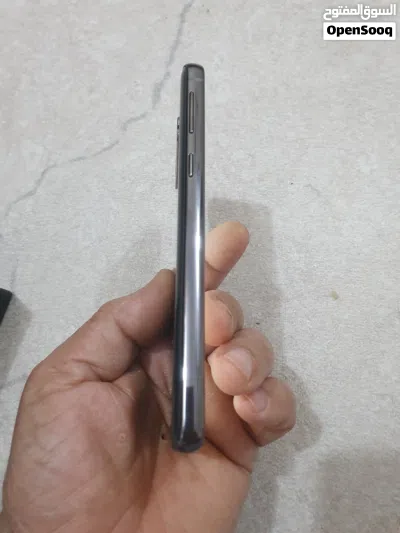 كلكسي s10 العادي 128 كيكا عاى 8. شريحتين شرق اوسط 3