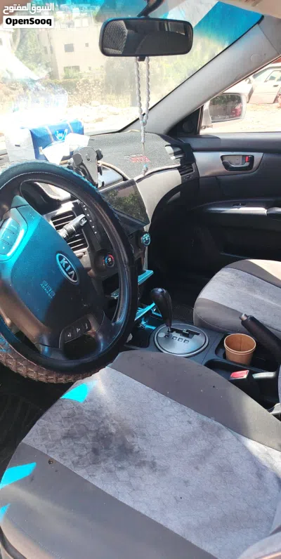 Kia Lotze 3