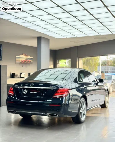 مرسيدس بنز الفئة-E E 300 2