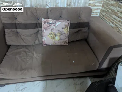 طقم كنب شبه جديد وطقم كورنر خشب تقبل 2