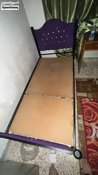 جرباية نفر واحد حديد مع سطحة خشب بسعر 10 آلاف 3