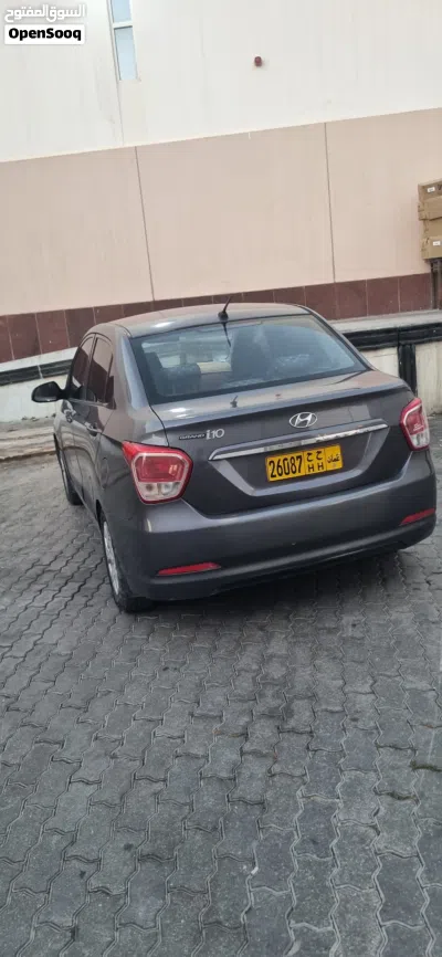 Hyundai i10 Standard 4