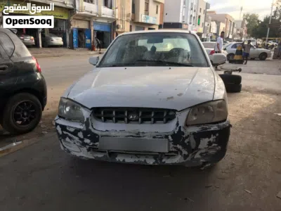 Hyundai Verna EX 2