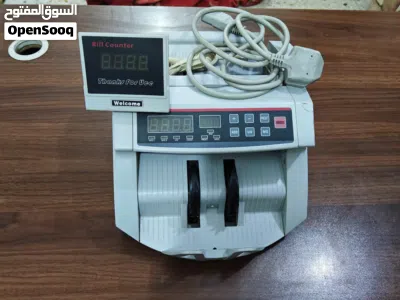 للبيع: ماكينة عد نقود (Money Counter) بحالة جيدة 2