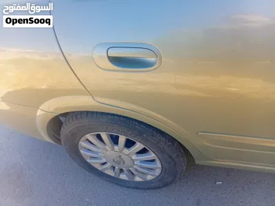 Nissan Sunny SL 2