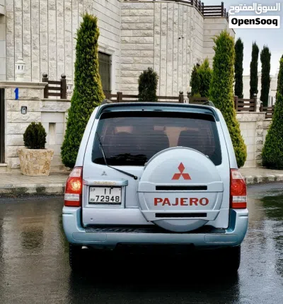 Mitsubishi Pajero Standard 3