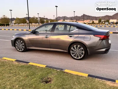 نيسان التيما SL 3