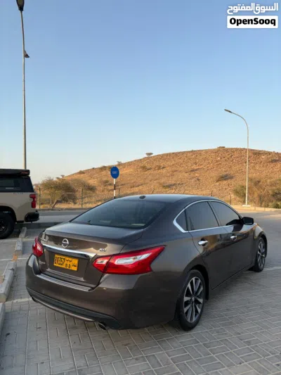 نيسان التيما SV 2