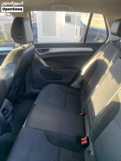 Volkswagen Golf E-Golf 4