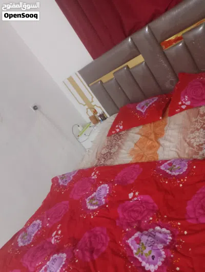 للبيع كرفاية نوم مع دوشك 4