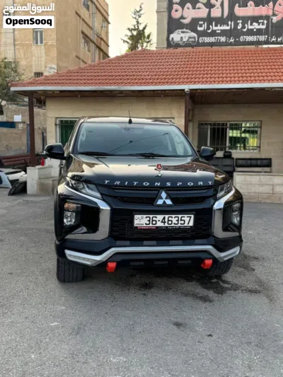 Mitsubishi L200 Double Cab GL 2