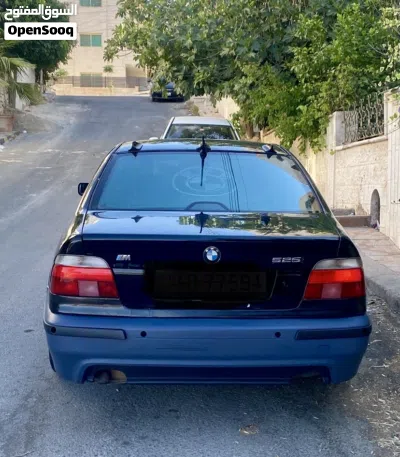 بي ام دبليو الفئة 5 525 2