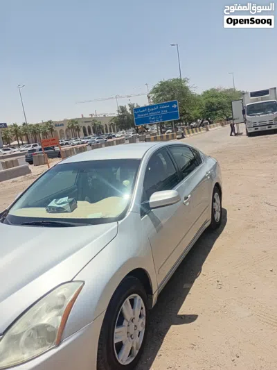 نيسان التيما SV 3
