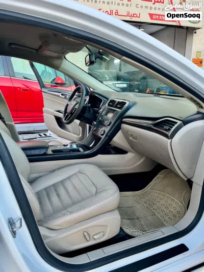 Ford Fusion SEL 4