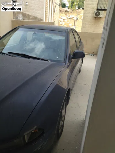 Mitsubishi Galant Standard 3