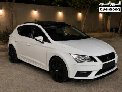 سيات ليون Standard 2