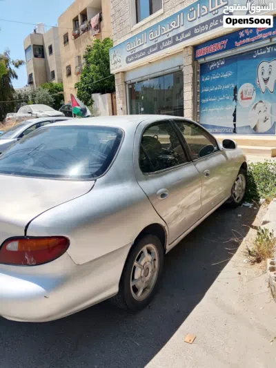 هيونداي افانتي Standard 4