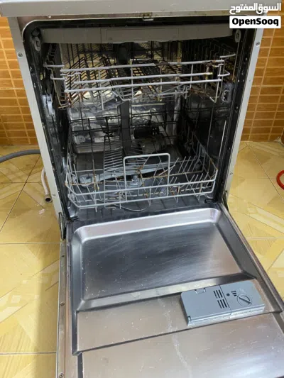 undefined 4