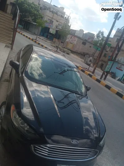 Ford Fusion SE 2