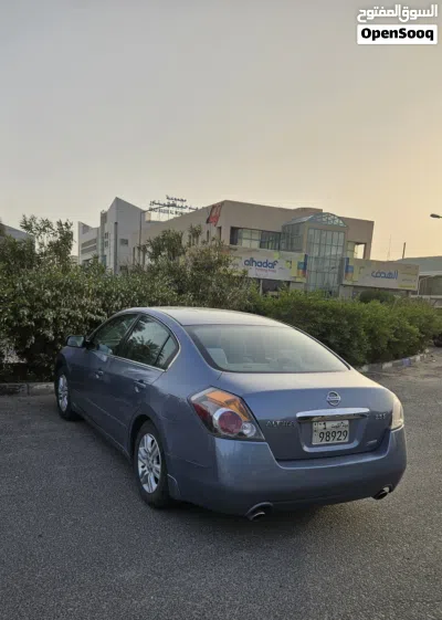 نيسان التيما SV 4