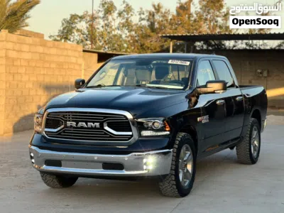 Dodge Ram Big Horn 2