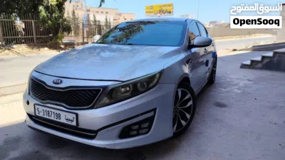Kia K5 EX 2