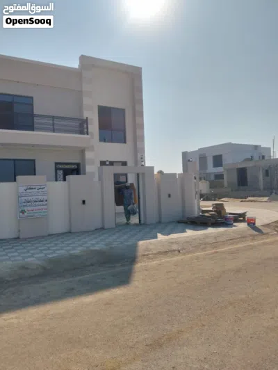 فلتين للبيع قريب مسقط 4