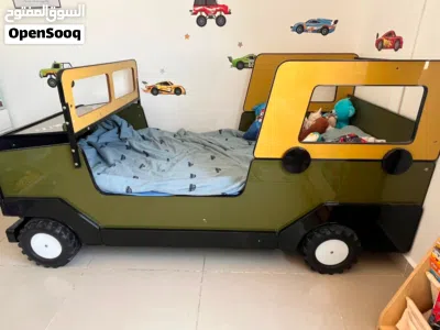 Kids Jeep Commander Car Bed +mattress– Unique Army Green Design – Excellent Condition 3