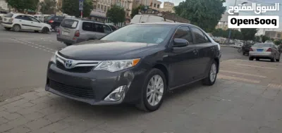Toyota Camry XLE 4
