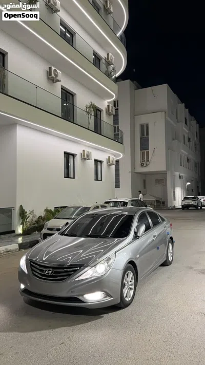 Hyundai Sonata Sport 2