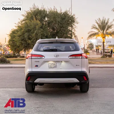 تويوتا كورولا كروس Standard 4