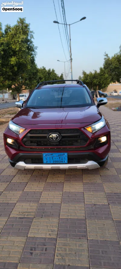 Toyota RAV 4 Adventure 2