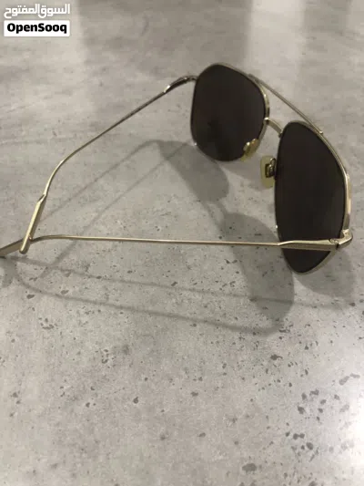 نظارة شمسية DOLCE&Gabbana رجالية بإطار ذهبي للبيع 2