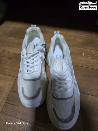 Stylish Men's Sport Sneakers - Comfortable & Lightweight (Available in Sizes39 2