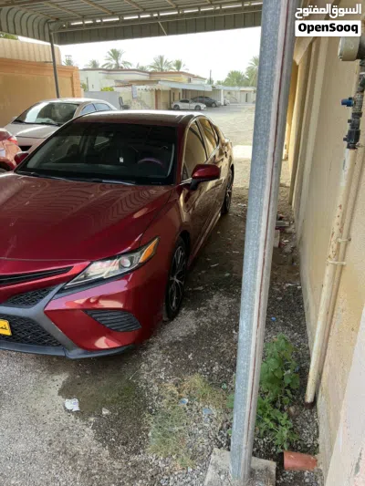 Toyota Camry SE 2