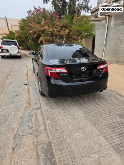 Toyota Camry XLE 4